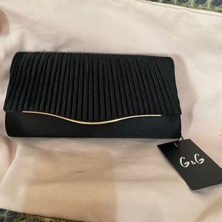 G&G Black Clutch Bag with Gold Colored Chain