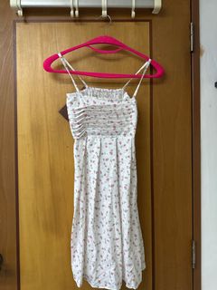 (Category: ) located in . Submitted by thecraftstoresg (Listing ID 1302772884, Image 1). Description: .