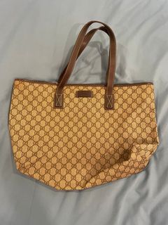 (Category: ) located in . Submitted by ladychappino (Listing ID 1302758974, Image 1). Description: .