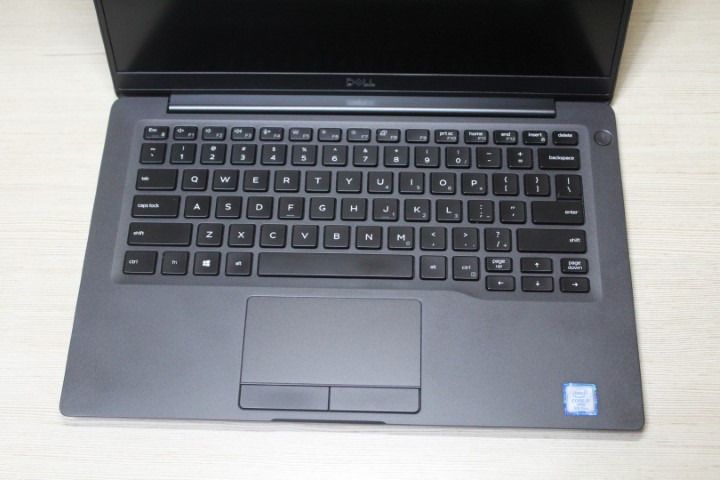 Dell Latitude 7400 (i7-8665U, 16GB RAM, 512GB SSD) – Notebook Ricondizionato Perfetto Per Lavoro E Svago