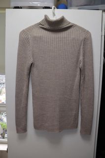 Knitted Long Sleeved Turtle Neck Blouse (For winter / Spring / cold weather)