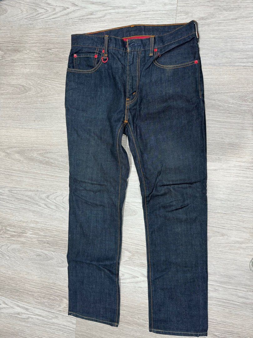 即決 難有 W32 levi