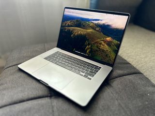 MacBook Pro 16-inch (2019)
