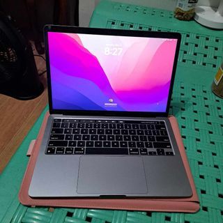 Macbook pro m2 13 256
8gb
14 count cycle
100% battery health 
Warranty till feb 13 2025
Box included
Leather case included
USB Adapter included 

What you see is what you get
Unli Check up and testing sa sure buyer

Negotiable meet up only around manila
