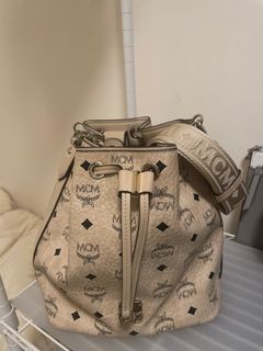 （分類：）位於 。 由 bearbear_tree 提交（商品編號 1302857738，圖片 1）。簡介： 。