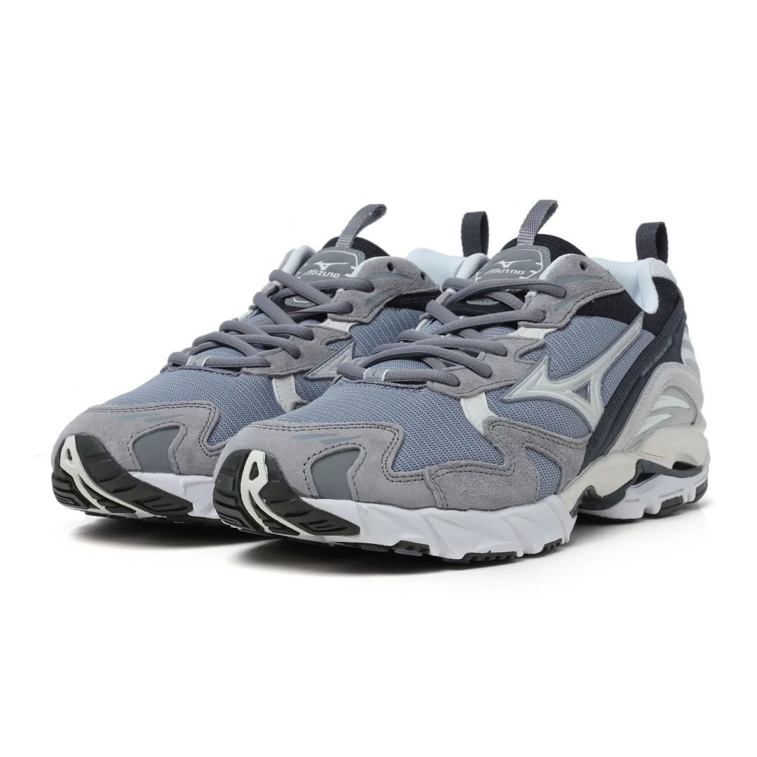 Mizuno wave rider size 10 top
