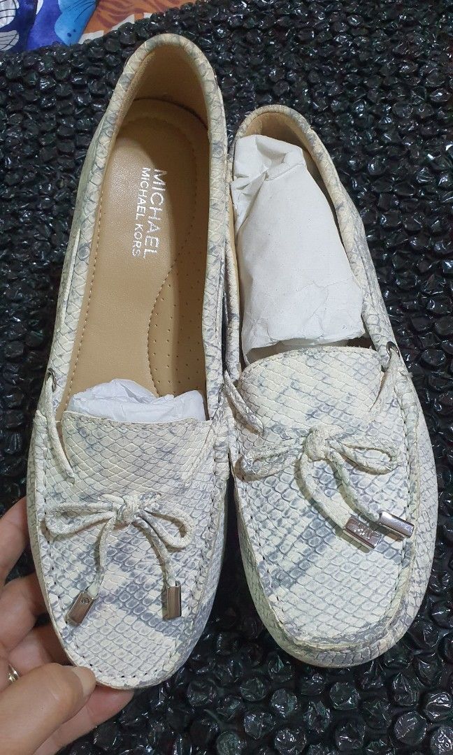 MK loafer (Category: Loafers) located in Cainta. Submitted by condoandstuff (Listing ID 1302796509, Image 1). Description: Original from US. available sizes - US6, 6.5 and 7.