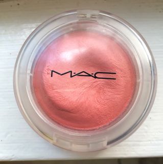 Flash Sale❣️Only Today❣️ Lowest Price❣️Preloved MAC Glow Play Blush in Cheer Up