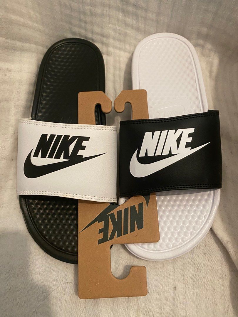 nike benassi slides mismatch
