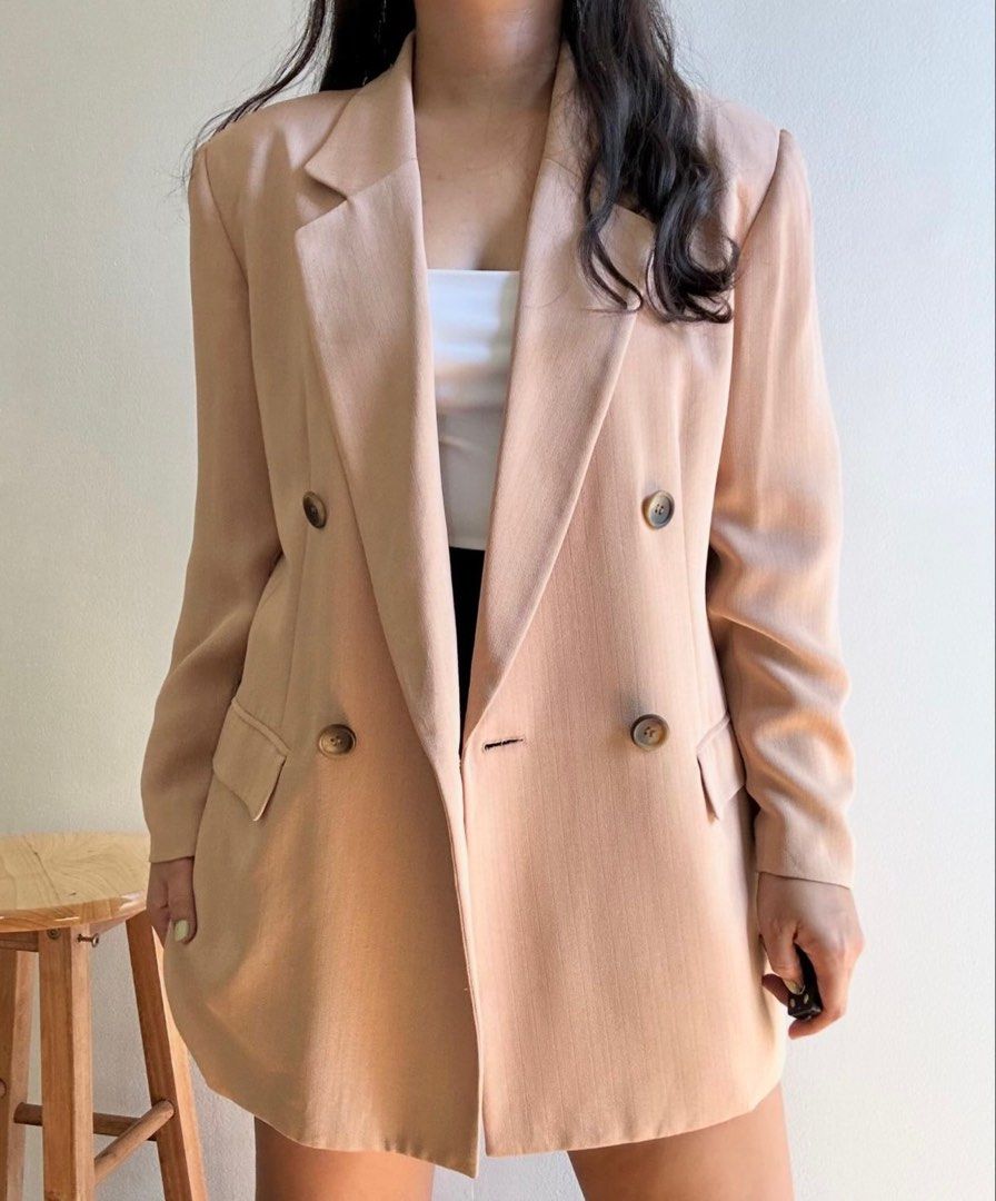 Nude Blazer (Category: Coats, Jackets and Outerwear) located in Antipolo. Submitted by _secondchances (Listing ID 1302865029, Image 2). Description: .