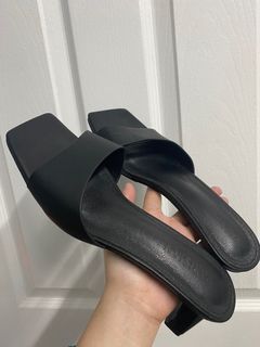 Parisian Black Heels Sandals