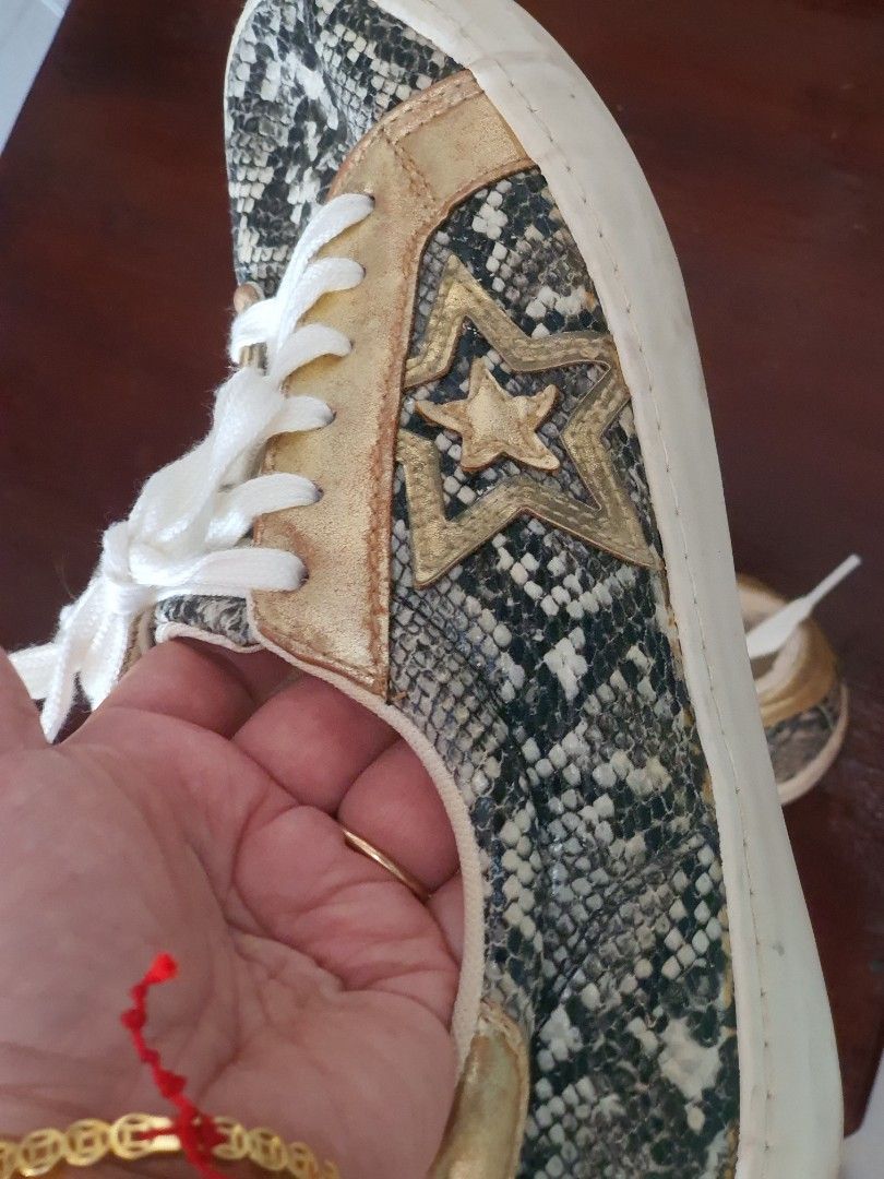 Payless sneakers Men s Fashion Footwear Sneakers on Carousell