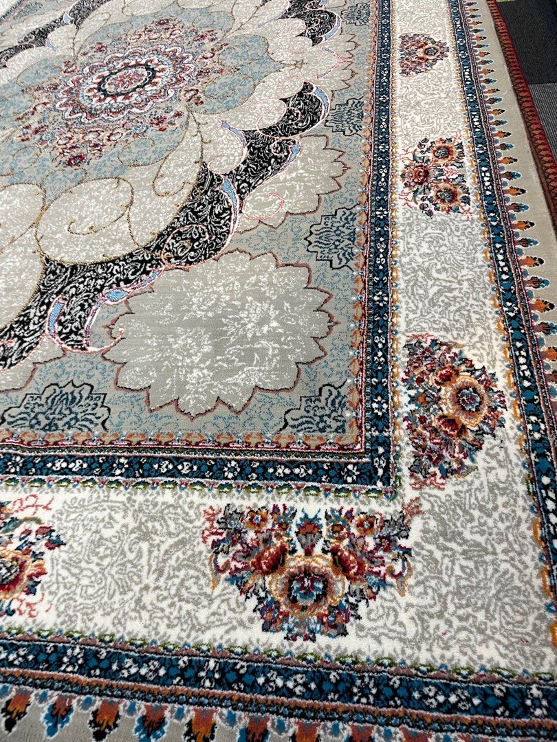 Persian Carpet65073558270979115