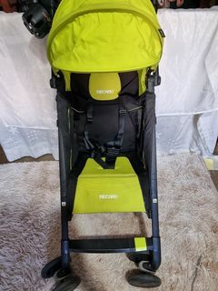 Recaro foldable lime green stroller