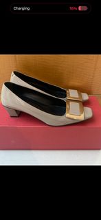 （分類：）位於 。 由 cocowardrobe01 提交（商品編號 1302880024，圖片 1）。簡介： 。