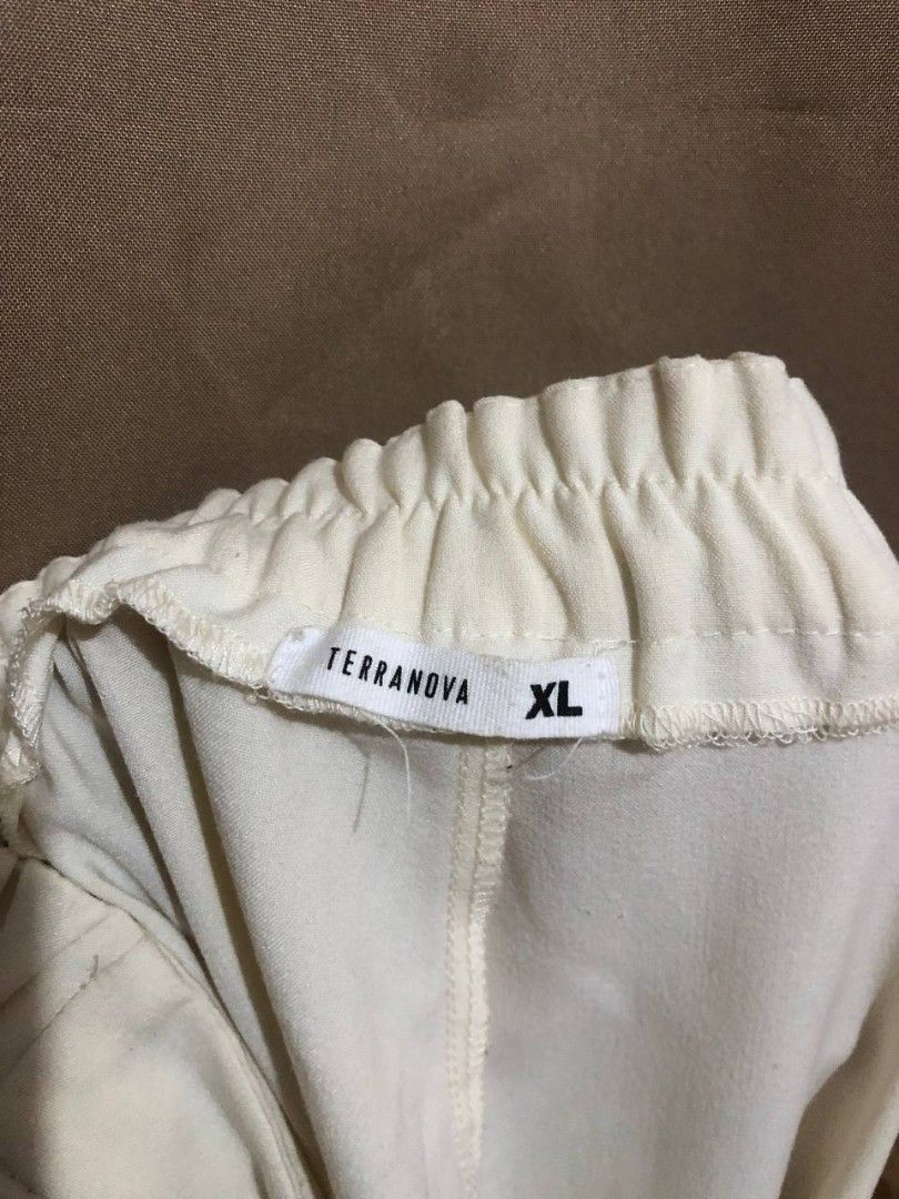 SALE: Terranova Oversized Trousers (Category: Other Bottoms) located in Manila. Submitted by mxbeex (Listing ID 1302862914, Image 3). Description: - size XL -lightly used -original from terranova -can fit up to 2XL -oversized -payment: gcash / bank - same day delivery thru lalamove.