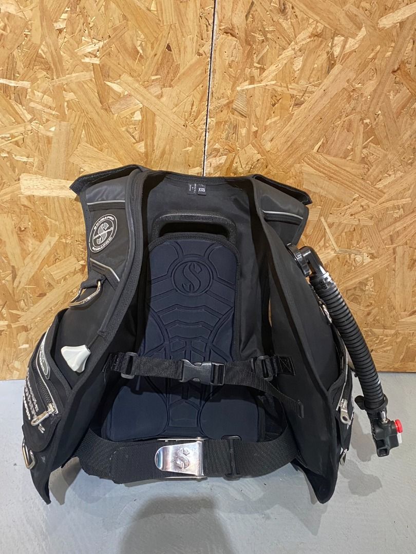 SCUBAPRO BC ADVENTURE ScubaPro Ladyhawk BC