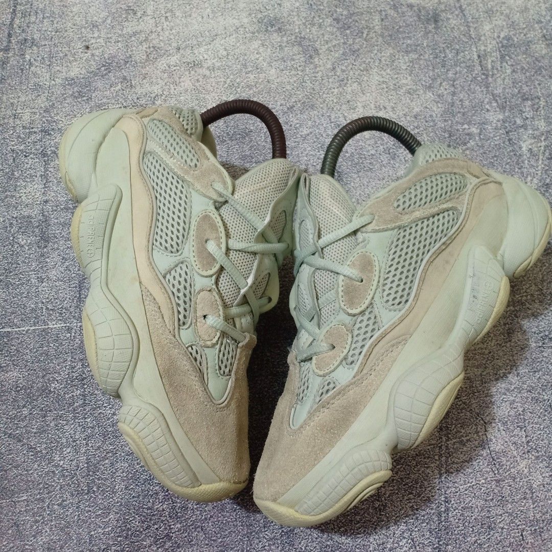 Sepatu Second ADIDAS YEEZY BOOST 500 SALT sneakers Original size 38 Mulus murah Fesyen Pria Sepatu Sneakers di Carousell