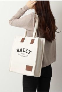 Shoppers Bally Tote