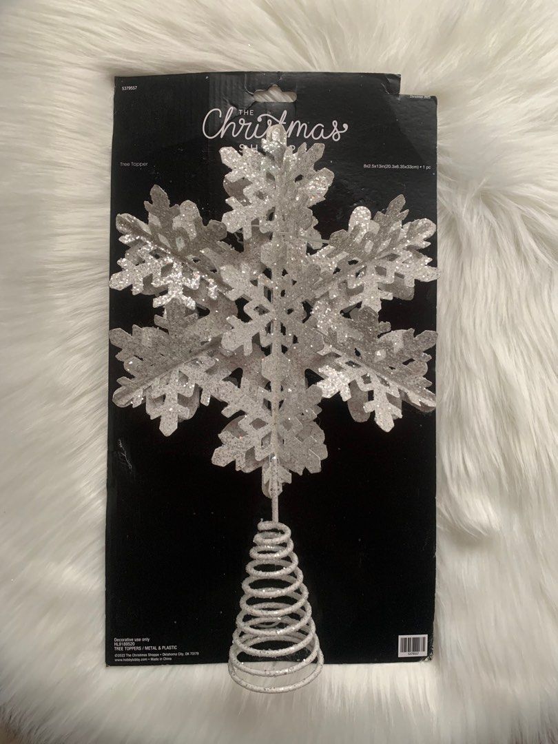 The Christmas Shoppe Christmas Tree Topper (Category: Other Home Decor) located in Las Pinas. Submitted by jemdeclutters (Listing ID 1302744909, Image 1). Description: ✨ Used once and in very good condition ✨ Bought from the US ($14.99) ✨ Perfect for White Christmas theme Measurements ✨ 8 x 2.5 x 13 in (20.3 x 6.35 x 33 cm).
