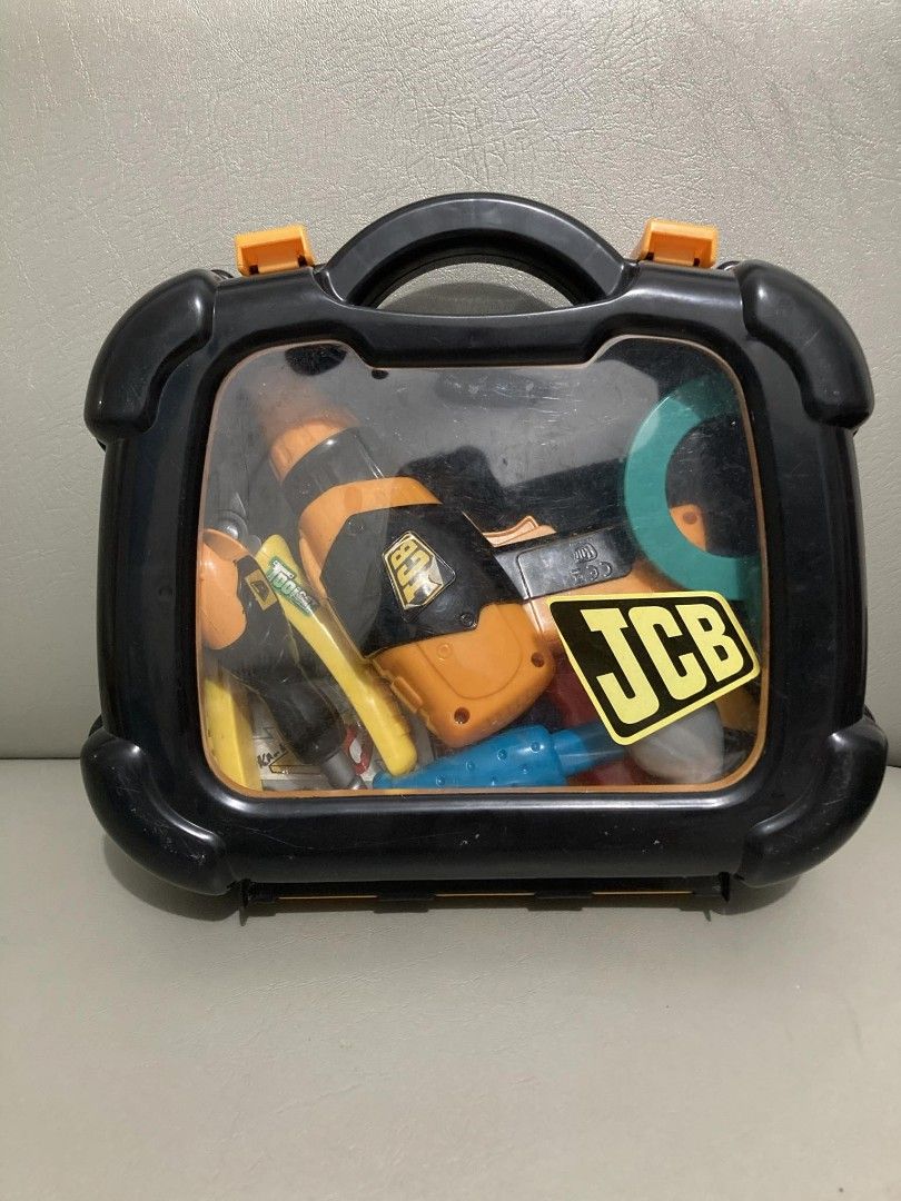 Tool box with different tools included (Category: Construction Tools & Equipment) located in Mendez-Nunez. Submitted by dollforless (Listing ID 1302863900, Image 1). Description: Tool box with different tools included 9pcs tool battery operates yung drill may sound din yung lagare /saw pag ginagamit.