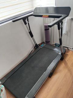 TRAX  Ultra Slim Runner Treadmill