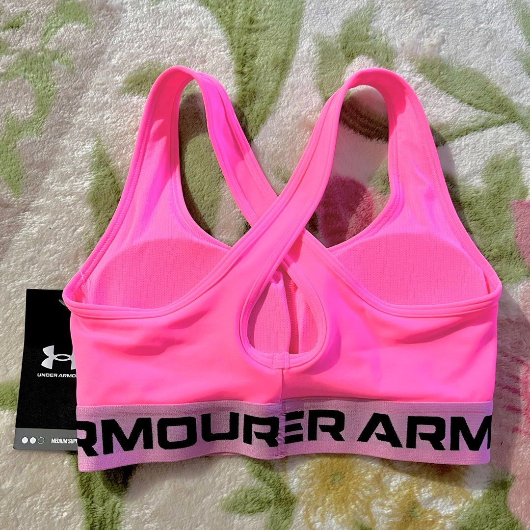 Under Armour Crossback Sports Bra (Category: Activewear) located in Rizal. Submitted by beaa23 (Listing ID 1302824800, Image 2). Description: Brand new with tags Rfs: it doesn’t fit me Under Armour Mid Crossback Sports Bra Bright Pink Barbie Pink Medium Support Compression Running/Runner Aesthetic XS.