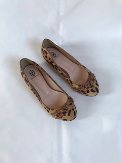 Vincis Bench Cheetah Print Calf Skin Loafers