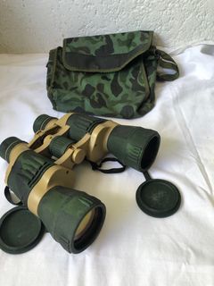 Vintage Russian Binoculars  (toy?)   C4