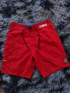 Volcom Boardshorts 28 waist red