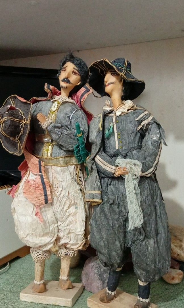 39cm set paper mache spanish display doll (Category: Kids Toys) located in Echague. Submitted by manikaisabelavarietyshop (Listing ID 1303039514, Image 3). Description: 39cm set paper mache spanish display doll.