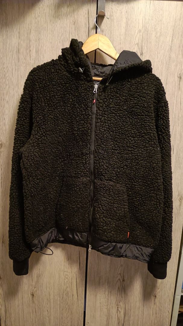 Poler Shaggy Jacket Men s Fashion Coats Jackets and Outerwear on Carousell