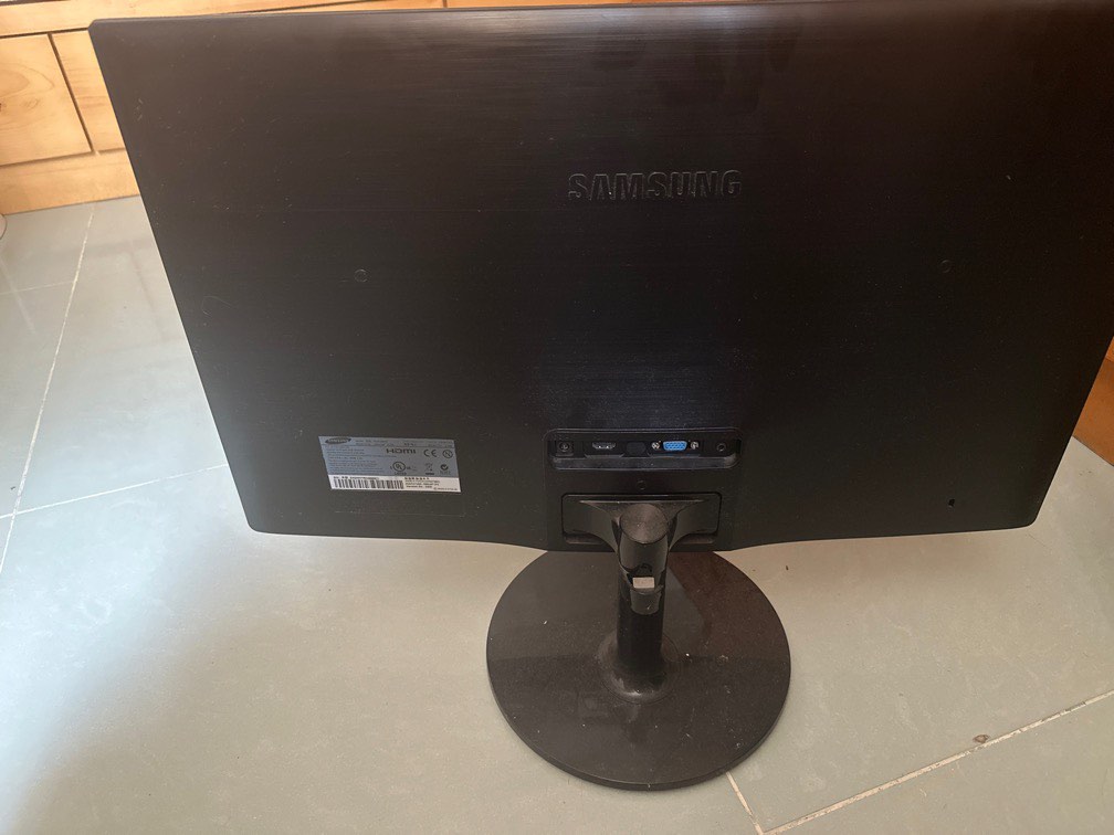電腦屏幕 Samsung s24c350hl 24寸 mon 有電源線正常使用, 電腦＆科技, 桌上電腦 - Carousell
