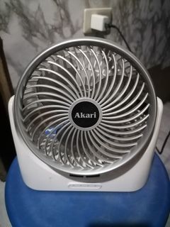 Akari Rechargeable Fan
