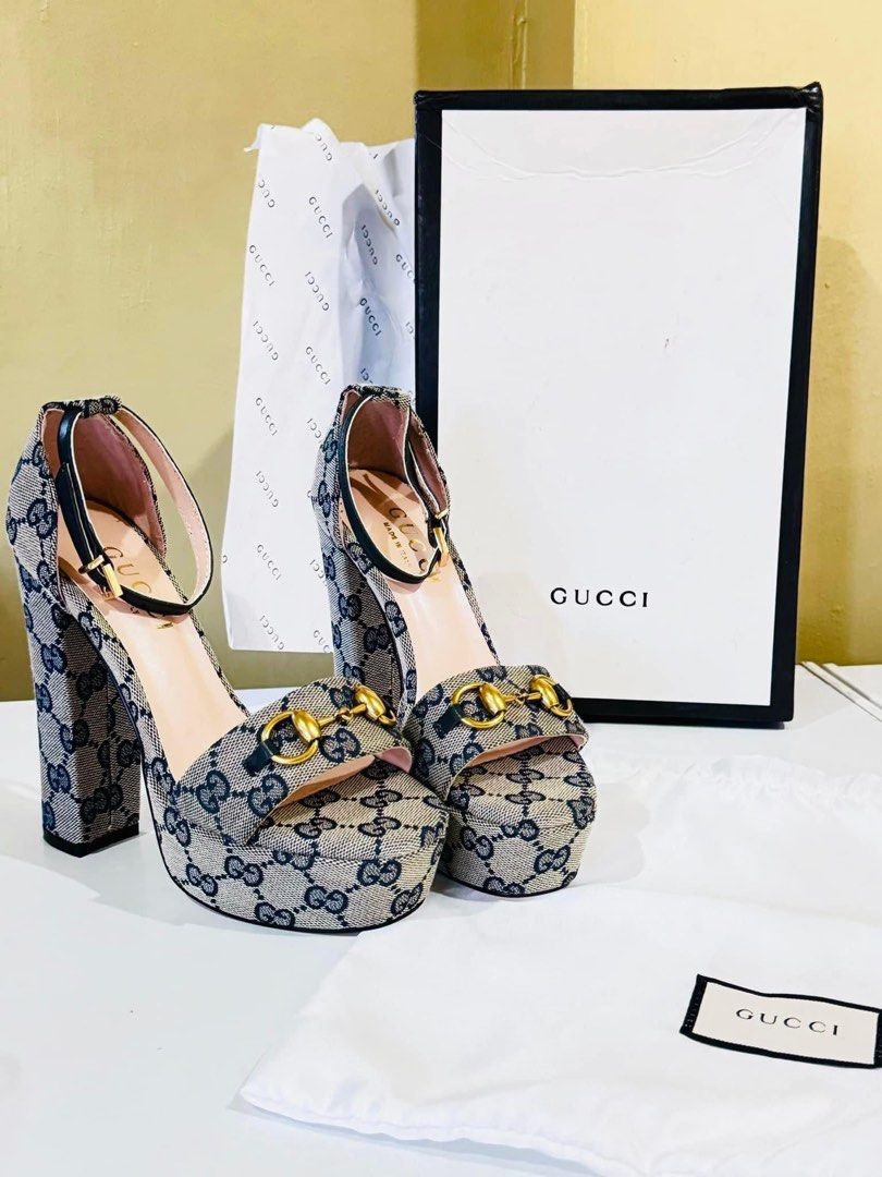 Canvas heels shop