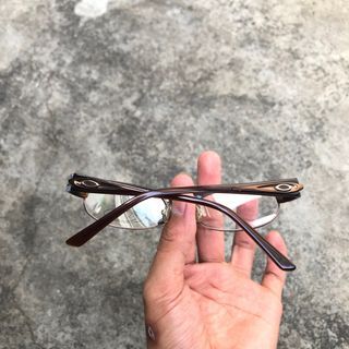 Authentic Oakley 11-806 yardstick “rootbeer” frame