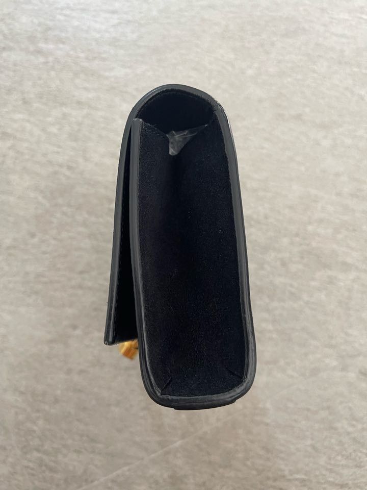 Authentic ysl (Category: Luxury Bags & Wallets) located in Quezon City. Submitted by preetycindz (Listing ID 1303050412, Image 2). Description: 100% authentic ysl tassel clutch bag comes with cards money back if proven fake still in good condition.