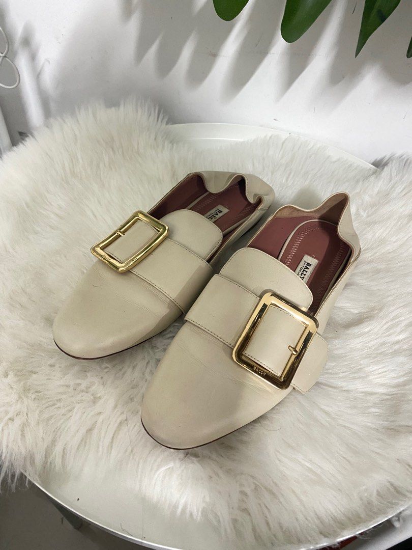 Bally Shoes Euro 37 (Category: Sneakers & Footwear) located in Santa Rosa. Submitted by sassycollection. (Listing ID 1303053947, Image 1). Description: Euro 37 in size Cream.