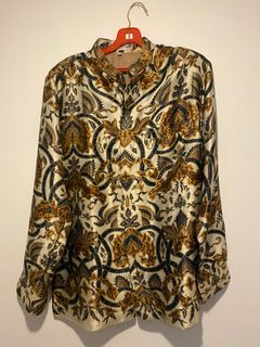 (Category: ) located in . Submitted by ur_wardrobe (Listing ID 1303007458, Image 1). Description: .