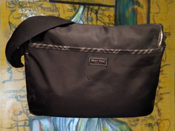 Bean pole messenger bag shop