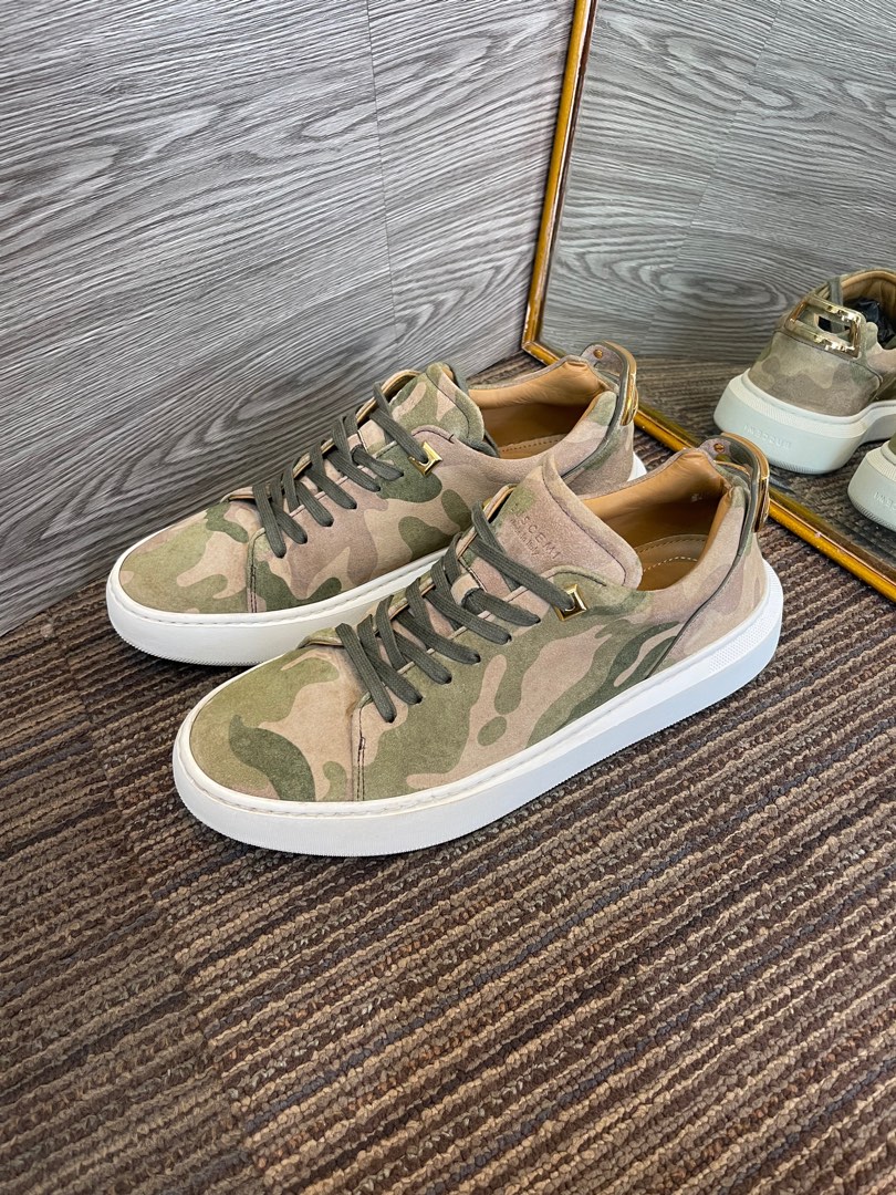 Buscemi camo sneakers sz 41 Fesyen Pria Sepatu Sneakers di Carousell