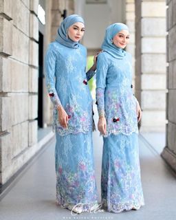 (Category: ) located in . Submitted by prelovedcloset__ (Listing ID 1303062685, Image 1). Description: .