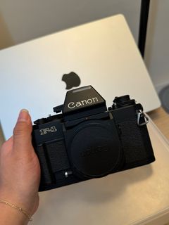 （分類：）位於 。 由 ____preloveditems 提交（商品編號 1303029906，圖片 1）。簡介： 。