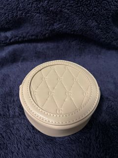 （分類：）位於 。 由 scskin 提交（商品編號 1302991931，圖片 1）。簡介： 。