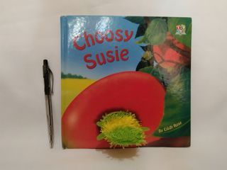 Choosy Susie by Eilidh Rose (Finger Puppet Book)
