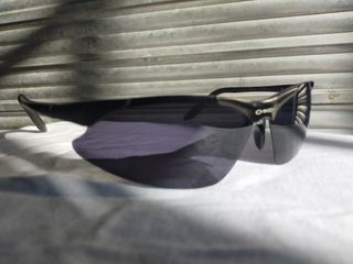 Classic Oakley OA3006 sunglasses black