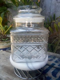 Collectible Vintage Anchor Hocking Glass Jar Canister with Lid (Wexford Pattern) USA