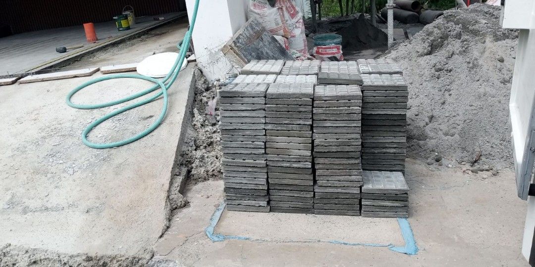 CONCRETE TILES (Category: Construction & Building Materials) located in San Mateo. Submitted by dessertmineenterprises1702 (Listing ID 1303035763, Image 2). Description: .