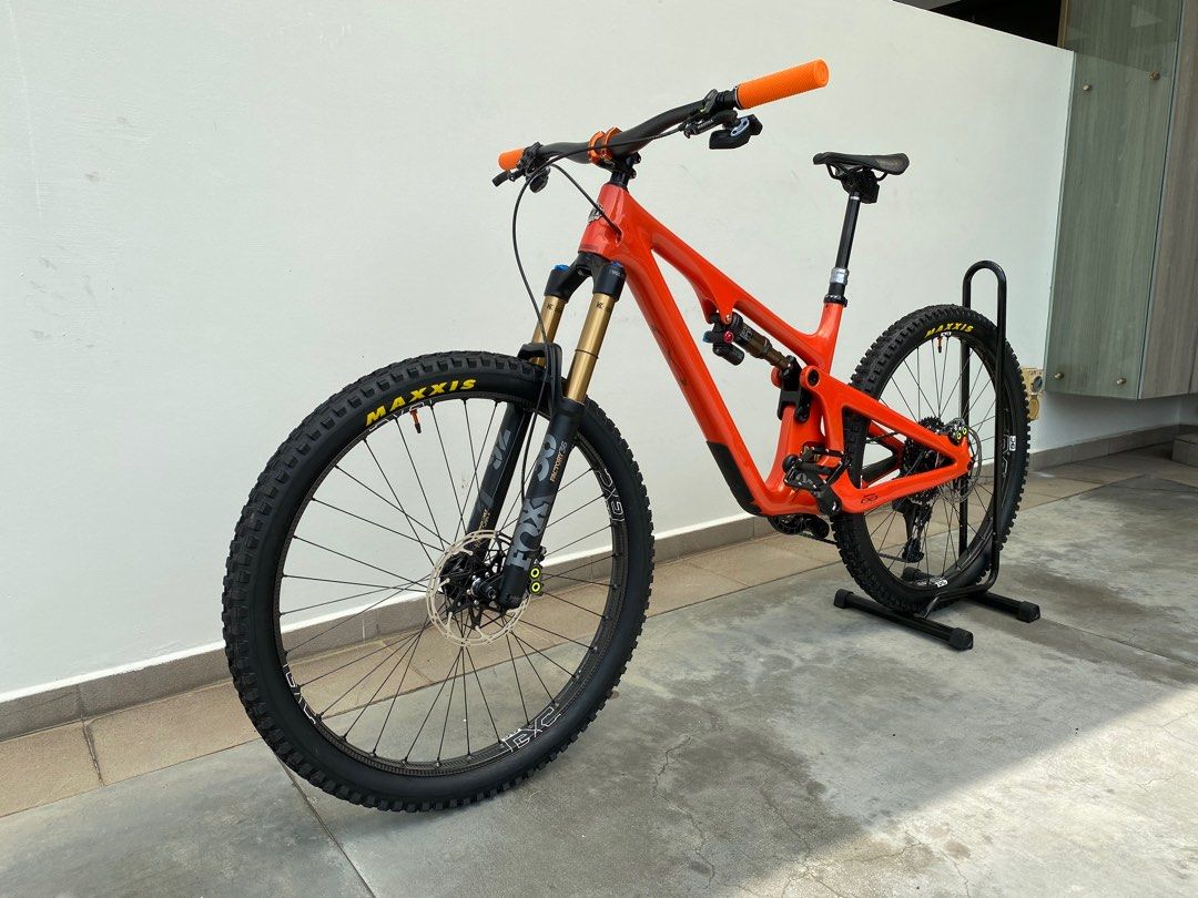Custom built Yeti SB140 27.5 M size