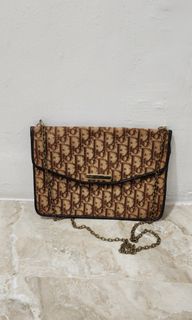 (Kategori: ) berada di . Dikirim oleh sofieprelove (ID iklan 1302927268, Gambar 1). Deskripsi: .